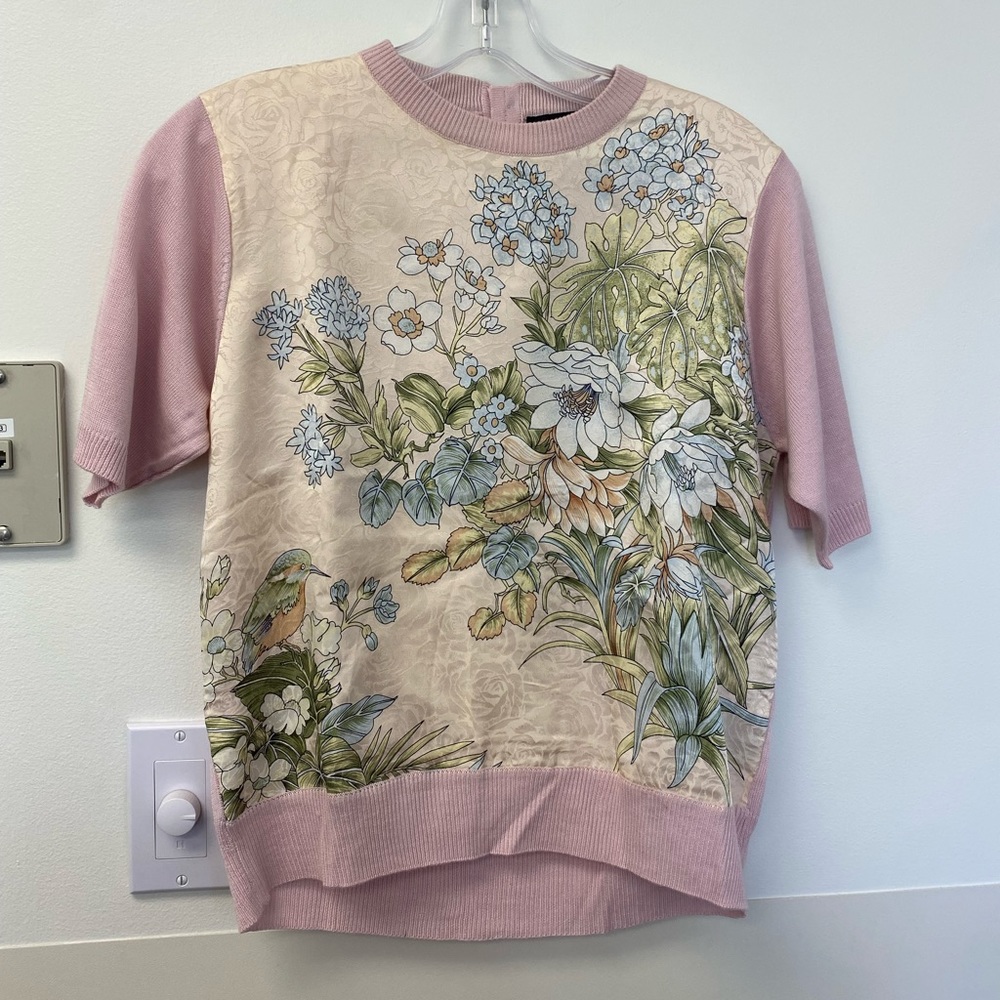 Salvatore Ferragamo pink printed silk and cotton knitted sweater